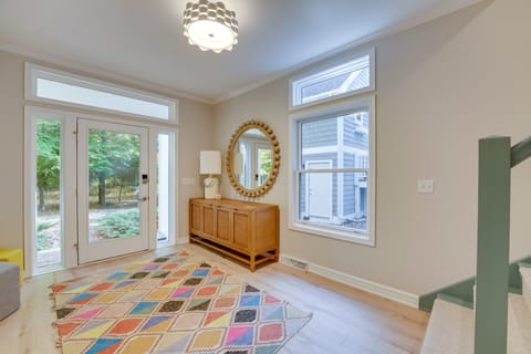 Spacious Cottage on Lake Michigan: Stunning Views! Cottage in Wisconsin