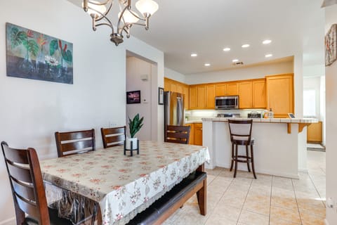 Spacious Turlock Home ~ 1 Mi to University! House in Turlock