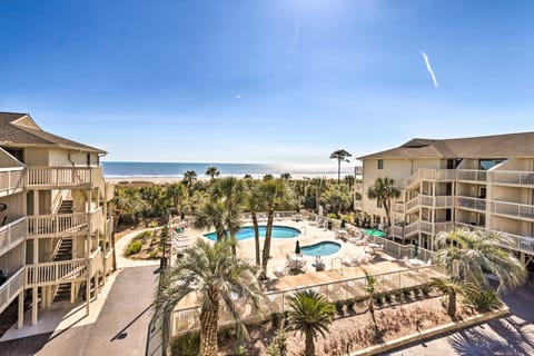 Hilton Head Island Condo w/ Coligny Beach Access! Apartment in Coligny Beach