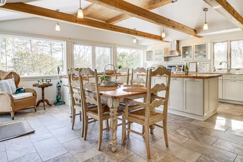 Peaceful Lake George Getaway - 3 Mi to Beach! House in Queensbury