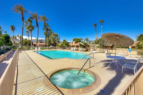 Pet-Friendly Palm Desert Condo w/ Pool Access! Apartment in Indian Wells