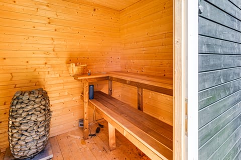 Private Sauna & Game Room: Lakefront Moneta Gem House in Smith Mountain Lake