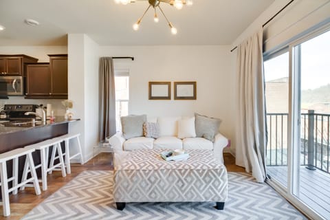 Walkable Lynchburg Condo w/ Private Balcony Apartment in Madison Heights