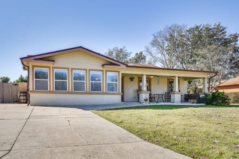 Pet-Friendly Fort Walton Beach Home: 4 Mi to Ocean House in Fort Walton Beach