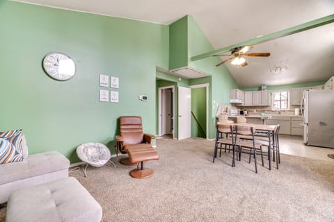 Game Room & Pool Access: ‘Pocono Paradise Haven’ House in Coolbaugh Township