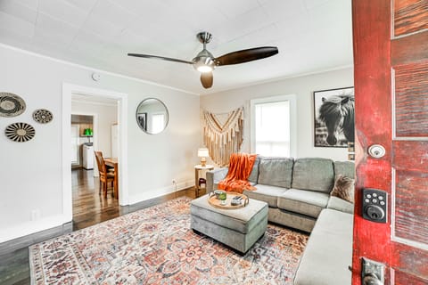 Peaceful Cottage w/ Yard: 2 Mi to Kentucky Lake! Cottage in Tennessee