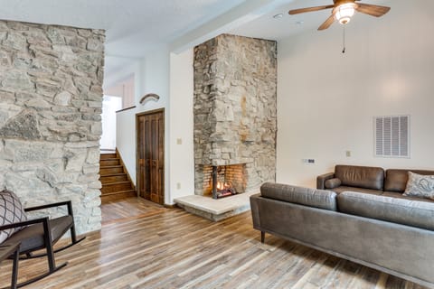 'The Duck Farm' Sugar Tree Hideaway w/ Yard! House in Tennessee