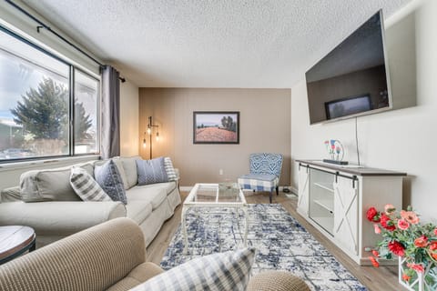 Dog-Friendly Montana Home w/ Deck & Fenced-In Yard House in Idaho