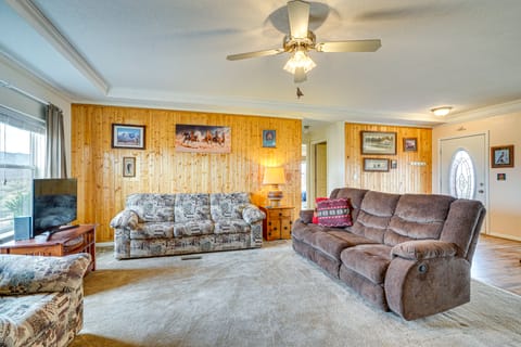 Sky Islands Retreat in Rodeo w/ Mountain Views! House in Arizona