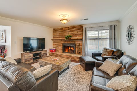 Family-Friendly Loma Linda Retreat: Walk to LLU House in Loma Linda