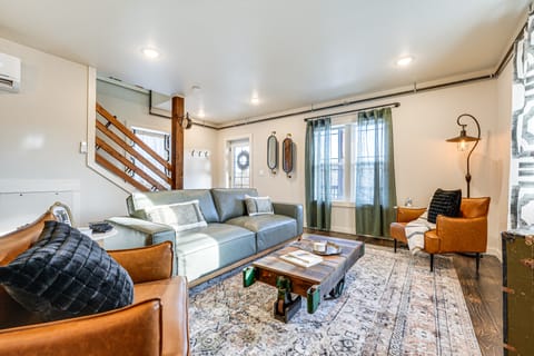 Historic Hollister Home: Shop, Dine & Drink Nearby House in Hollister