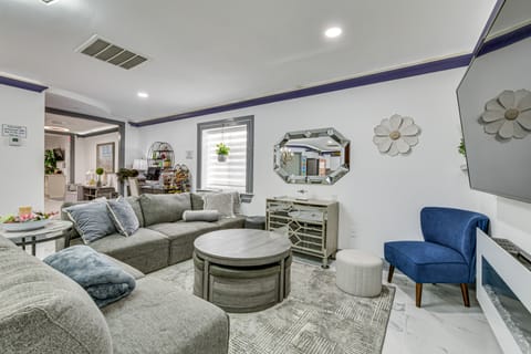 Waterfront Slidell Home w/ Patio: 3 Mi to Beach! House in Eden Isle