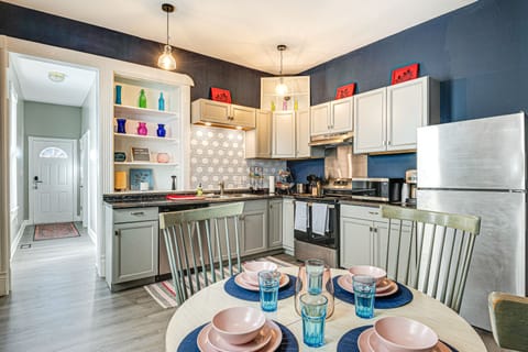 Pet-Friendly Indianapolis Retreat Near City Center Apartment in Indianapolis