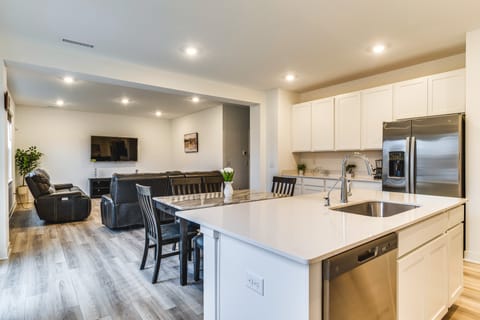 Quiet Avon Home - Near Indianapolis Speedway! House in Indiana