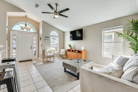Charming PCB Home ~ 1 Mi to Beach Access! House in Panama City Beach