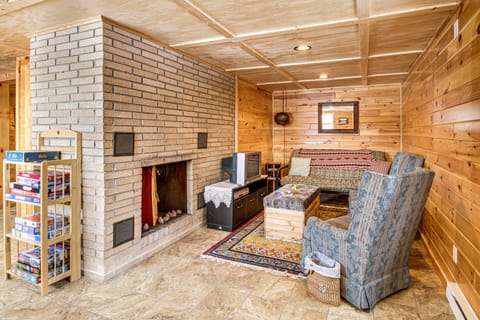 Bigfork Cabin on Long Lake By Trails & Restaurant! House in Minnesota