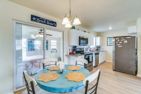 4 Mi to Beach: Charming Port Charlotte Home! House in Port Charlotte