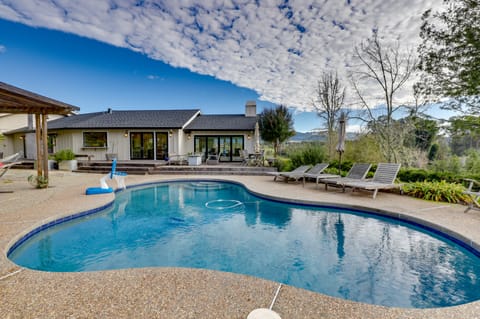 Tranquil Santa Rosa Home w/ Private Pool & Views! House in Santa Rosa