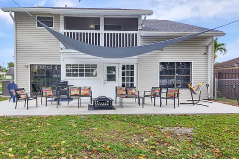 West Palm Beach Lake House: Near Beaches! House in Lakeside Green