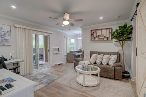 3 Mi to La Jolla Shores: Relaxing Resort Retreat! Apartment in La Jolla