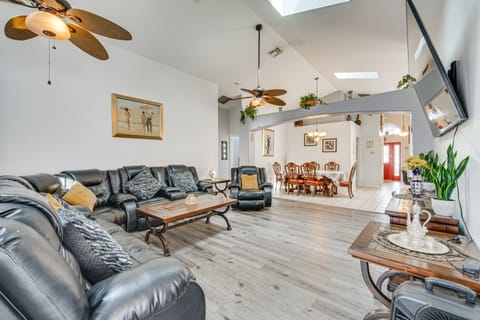 4 Mi to Disney: Spacious Retreat w/ Pool + Yard! House in Four Corners