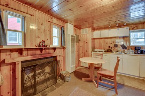 Laconia Vacation Rental Near Lake Winnipesaukee! House in Laconia