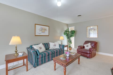 Garden District Home Near Downtown Montgomery Apartment in Montgomery