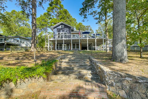 Hot Springs Lakefront Home w/ Dock & Water Views! House in Rockwell