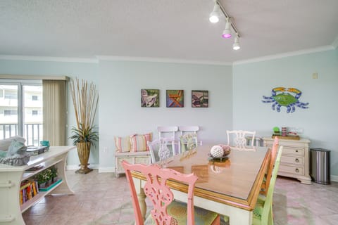 Steps to Boardwalk! 4th-Floor Ocean City Beach Gem Apartment in Ocean City