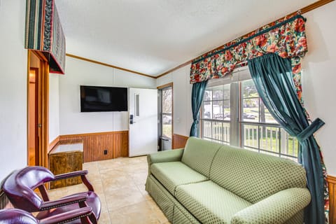 'Valley View Lodge' Rural Home in Bridgeport! House in Alabama