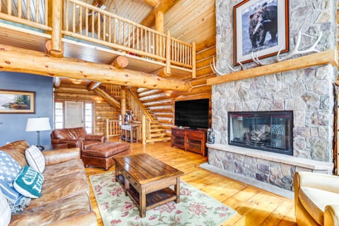 Private Hot Tub: Spacious Summit County Ski House House in Frisco