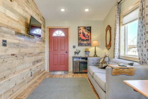 Cozy Dillon Retreat: Fireplace, Mountain Views! House in Idaho