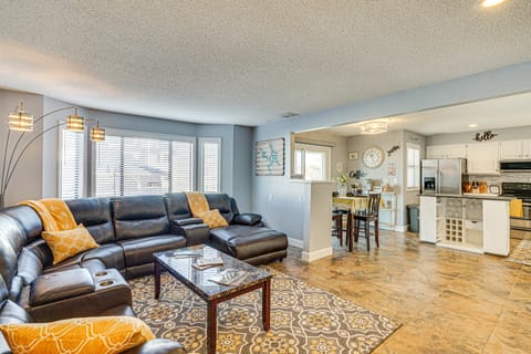 3 Mi to Boat Ramp: Osage Beach Condo w/ Grill! Apartment in Osage Beach