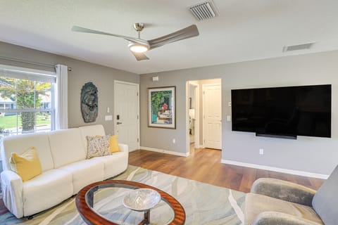 Renovated Home in The Villages w/ Lanai, Golf Cart House in The Villages