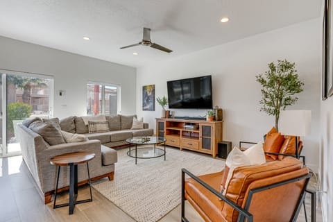 St George Home w/ Patio - 8 Mi to Snow Canyon! Apartment in St George