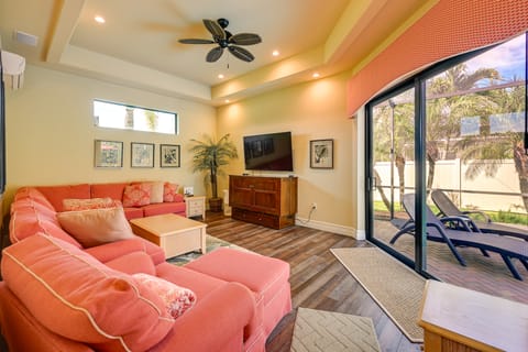 Lanai w/ Heated Pool at Cape Coral Escape! House in Cape Coral