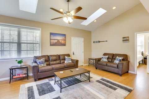 'Lucky 8 Lake House' in Bainbridge w/ Private Dock House in Georgia