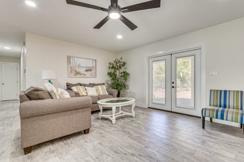 Modern Pensacola Home ~ 6 Mi to Beach! House in Alabama