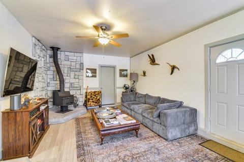 Lake Access & Hot Tub: Pet-Friendly Arnold Home House in Arnold