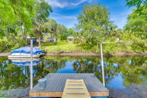 Relax Fireside: Riverfront Inglis Duplex w/ Dock House in Florida