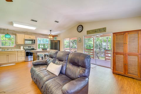 Relax Fireside: Riverfront Inglis Duplex w/ Dock House in Florida