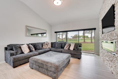 Game Room, Pool & Spa: Disney Area Getaway! House in Haines City