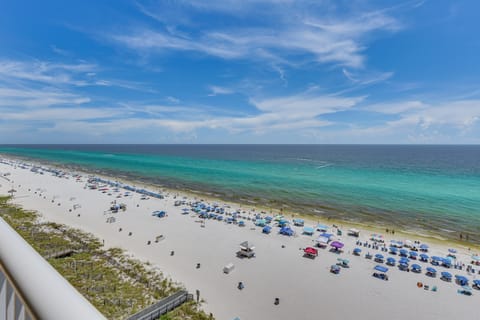 Walk to Shore: Panama City Beach Condo w/ Pool Apartment in Long Beach