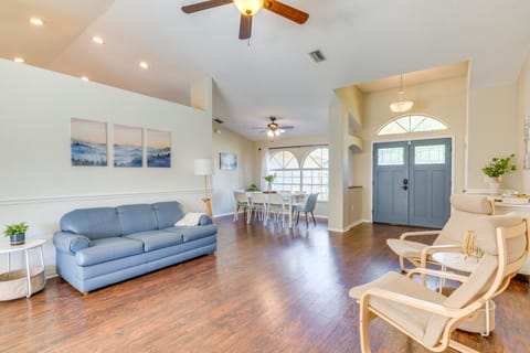 Relax Poolside: Spring Hill Family Home w/ Yard! House in Spring Hill