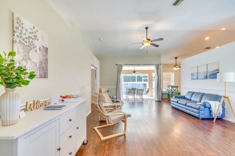 Relax Poolside: Spring Hill Family Home w/ Yard! House in Spring Hill