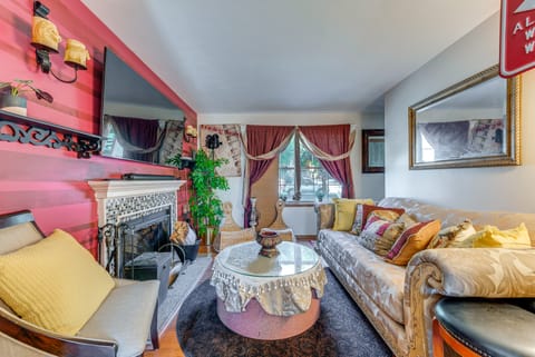 Tobyhanna Home w/ Fire Pit: 1 Mi to Lake Carobeth! House in Coolbaugh Township