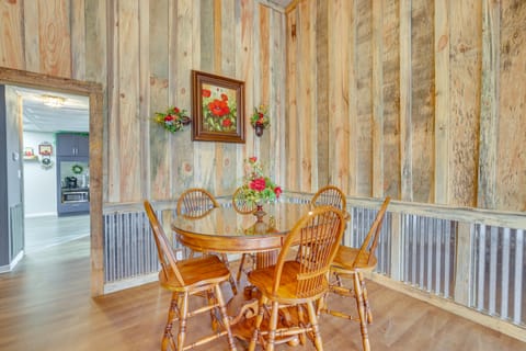 Downtown Lineville Vacation Rental ~ 10 Mi to Lake Apartment in Alabama