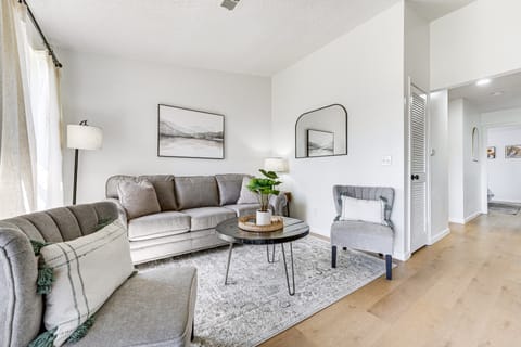 5 Mi to Strip! Pointe Royale Condo w/ Indoor Pool Apartment in Branson