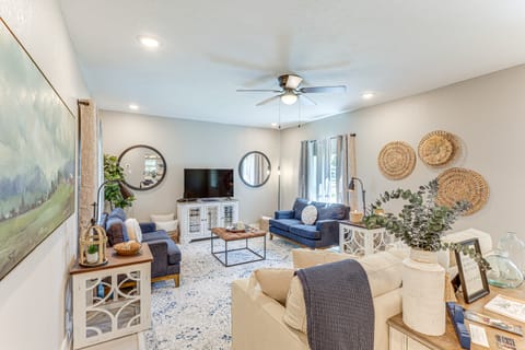 Charming Franklin Abode Near Sports Park & Fishing House in Texas