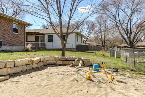 Family-Friendly Lincoln Home w/ Sandbox & Grill! House in Lincoln